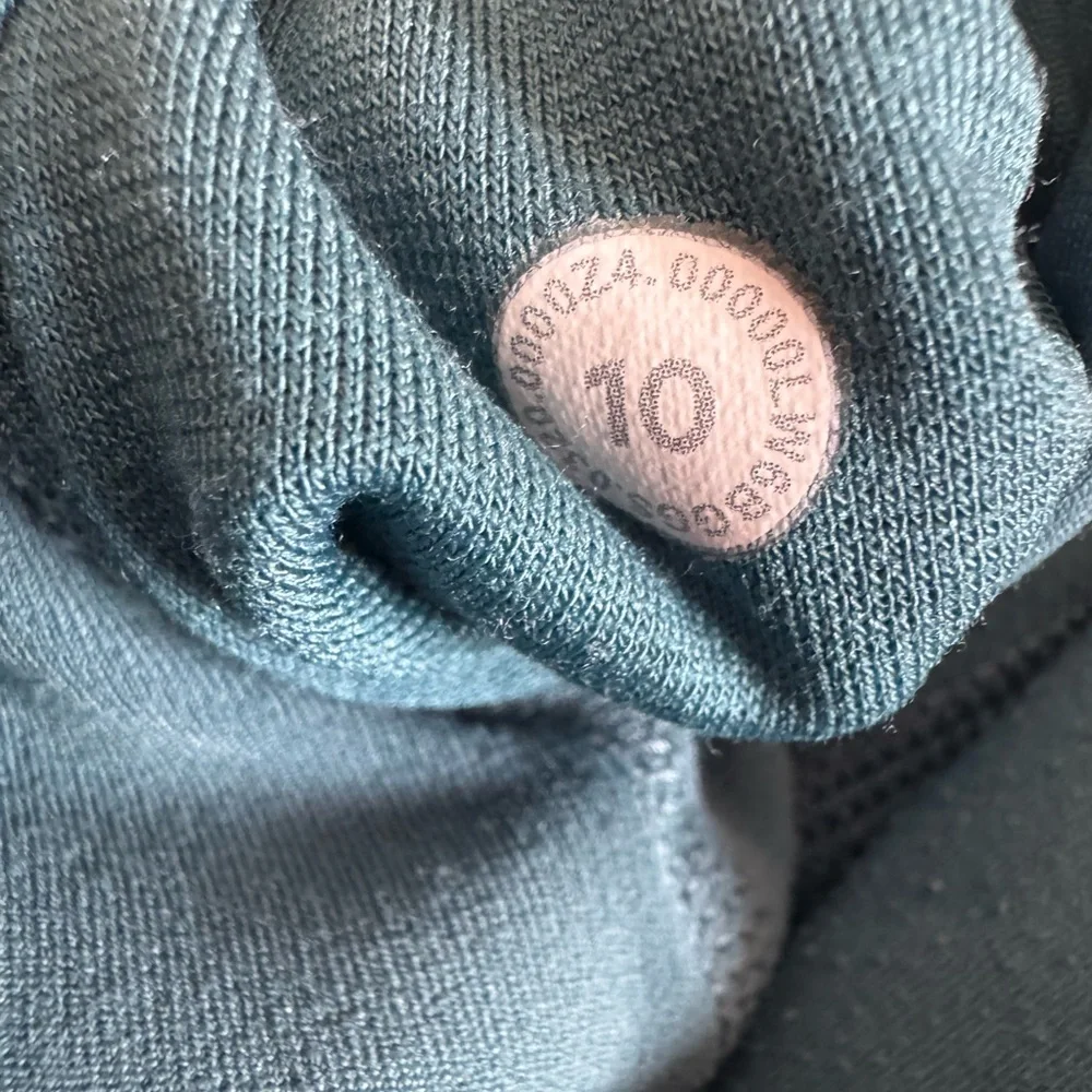 Lululemon Align Blue Green Leggings 10 22” - Picture 4 of 4